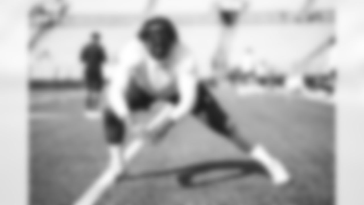 E_JB2_7715