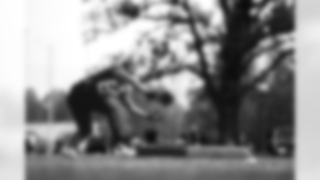 E_JB1_9099