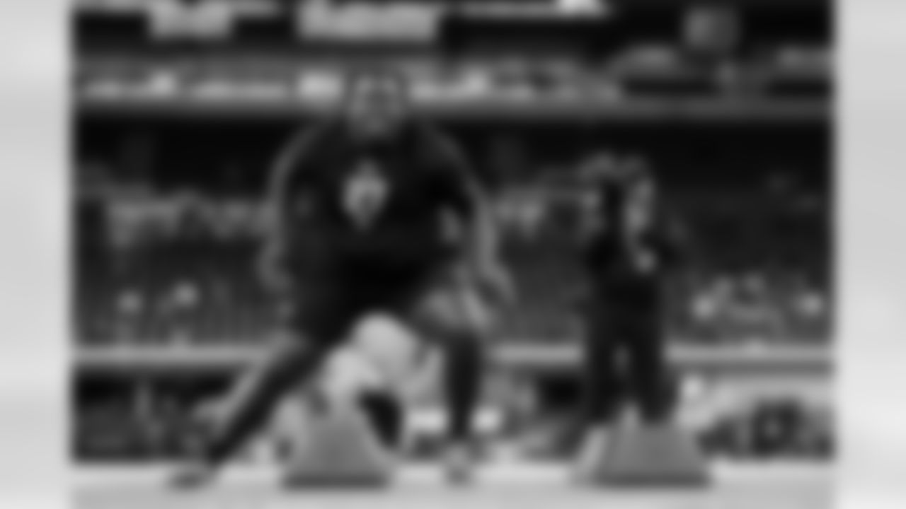 Ucla defensive lineman Gary Smith III (27) participates in a drill during the 2026 NFL Scouting Combine on Thursday, February 26, 2026 in Indianapolis, Indiana. (Cooper Neill/NFL)