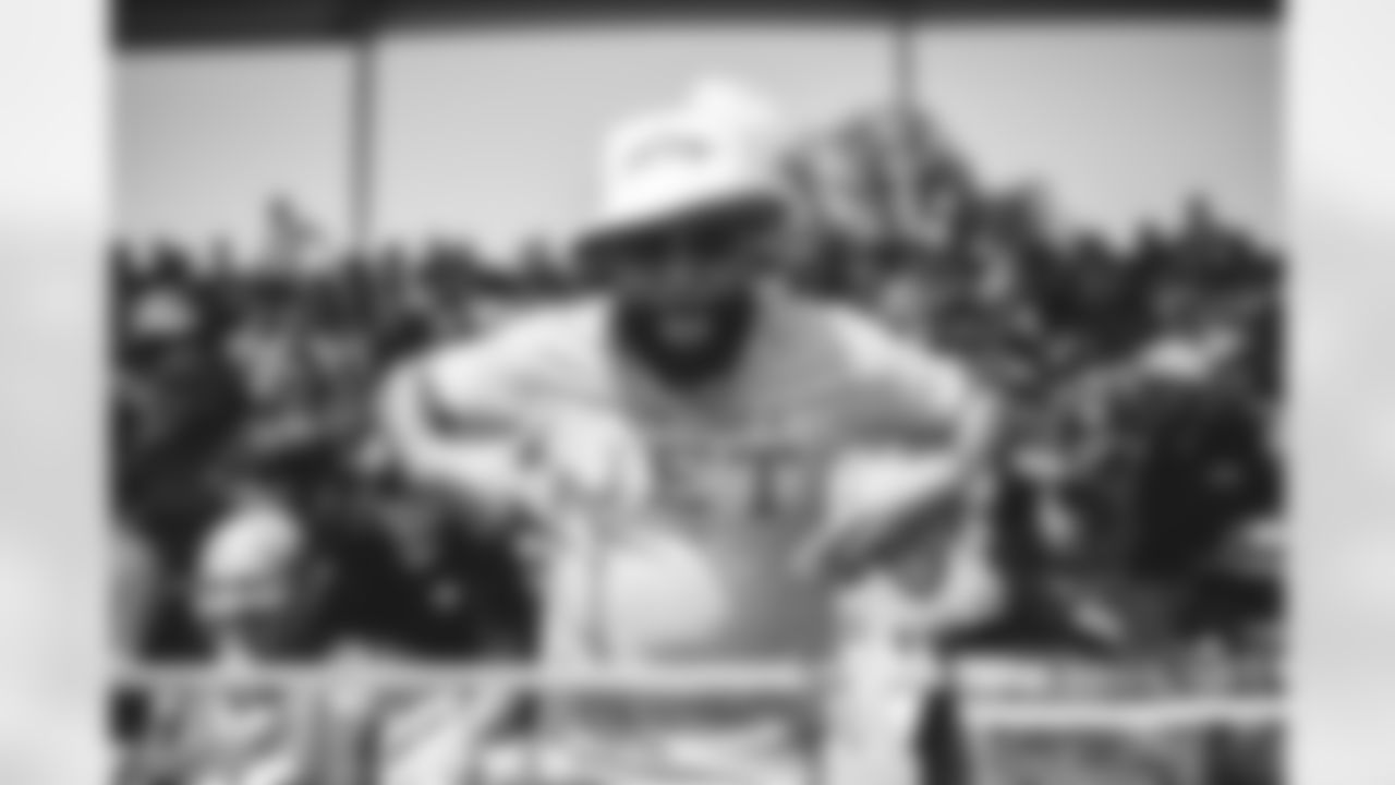 E_JB3_1041