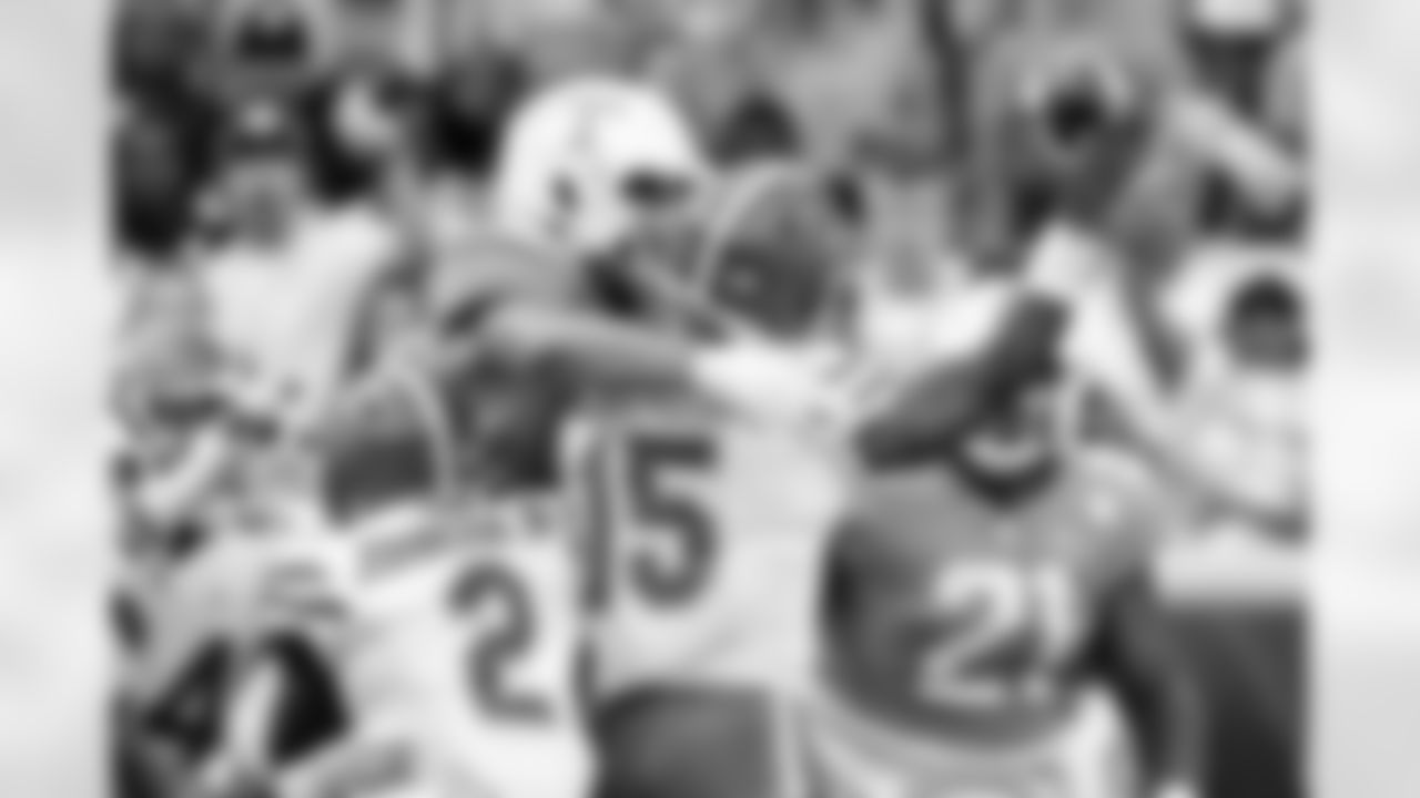 Florida quarterback Anthony Richardson (15) is hit by Tennessee defensive lineman Tyler Baron, top left, during the second half of an NCAA college football game Saturday, Sept. 24, 2022, in Knoxville, Tenn. (AP Photo/Wade Payne)