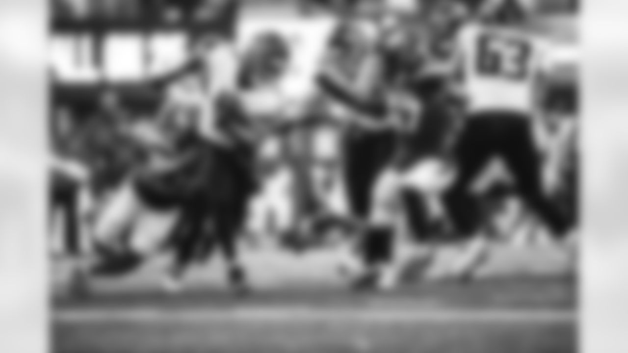 E_JB1_1381