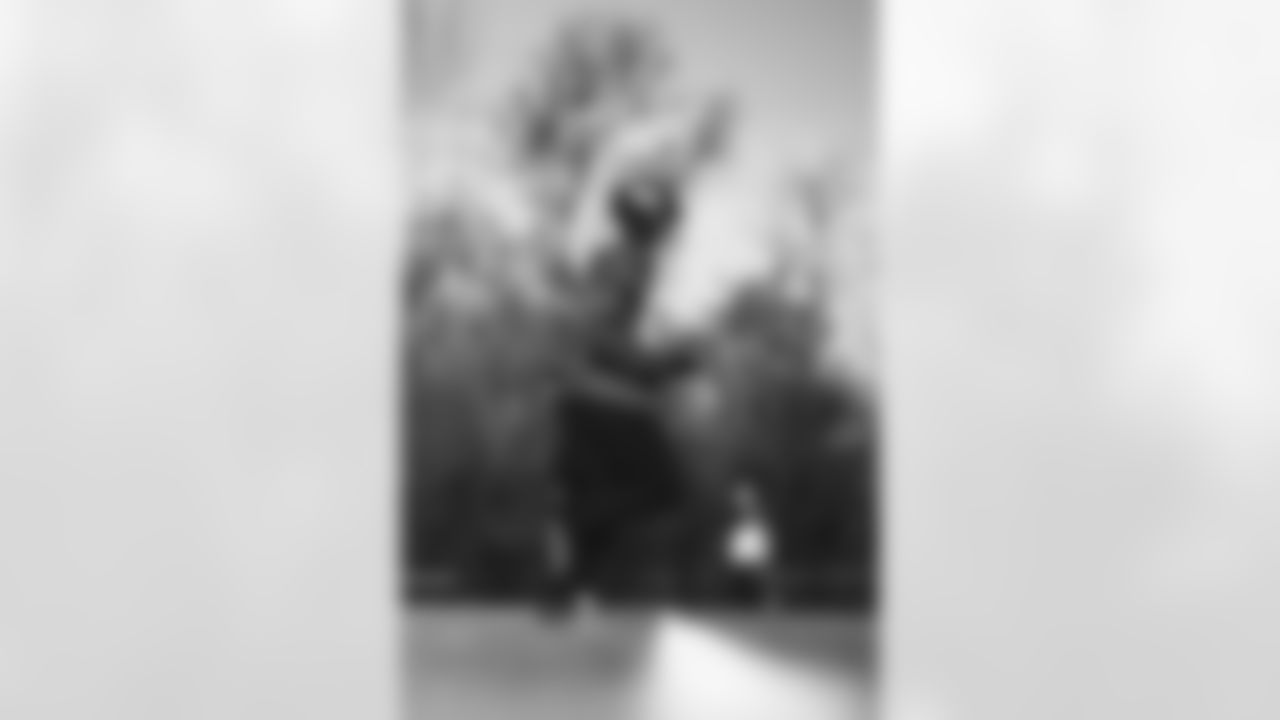 JB3_9170
