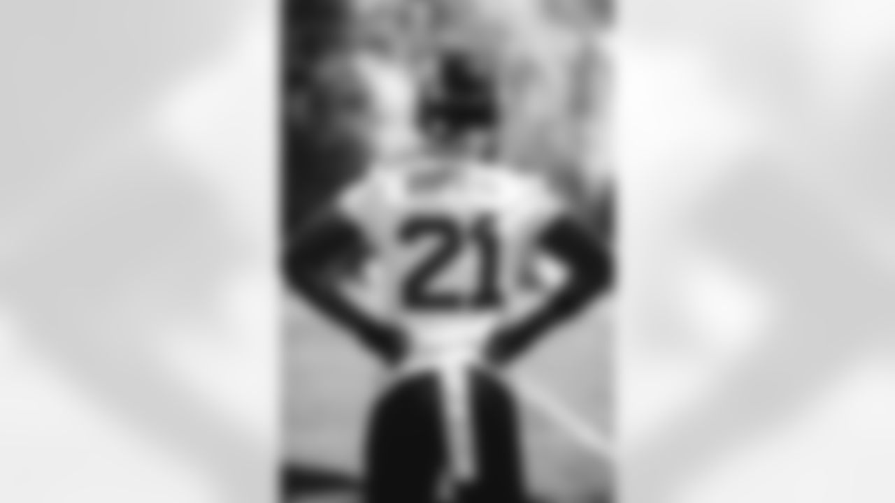 CB Brandon Stephens - 21