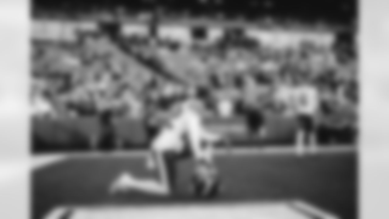 E_JB3_3385