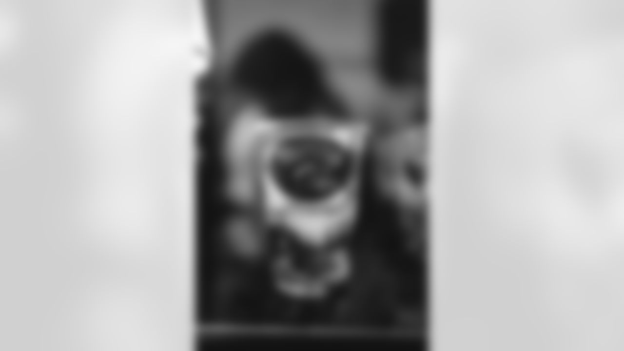 E_ED4_7048