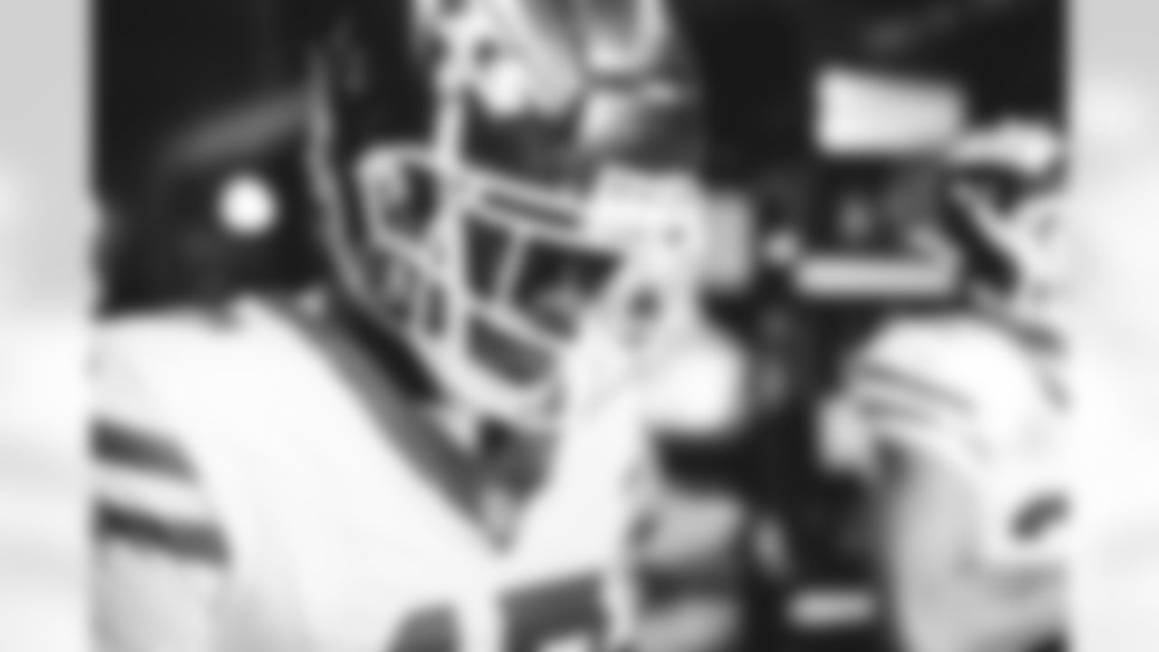 E_JB3_9216