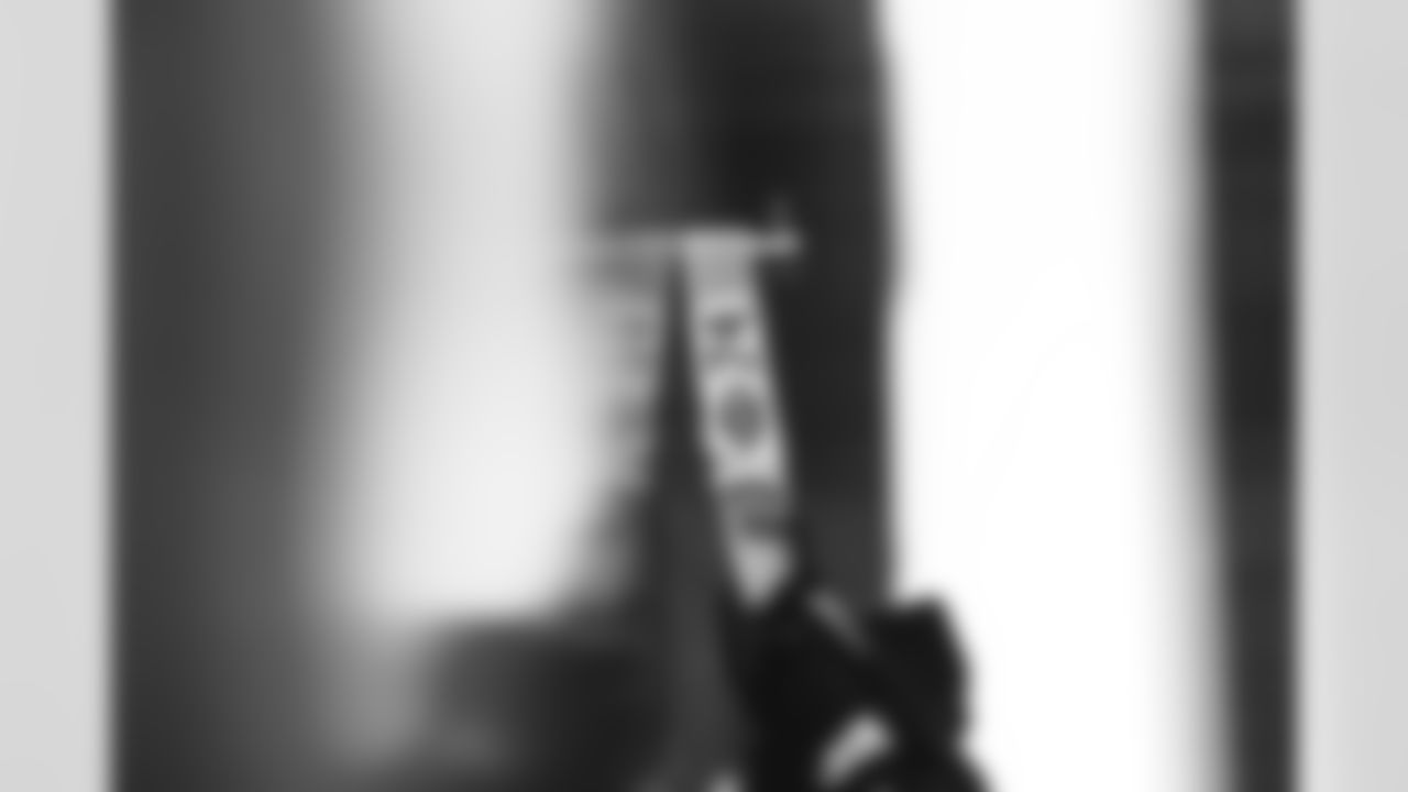 E_ED3_8925