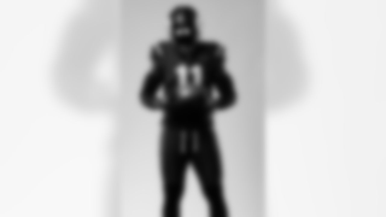 E_20250721-NY-Jets-Rivalry-White-9410