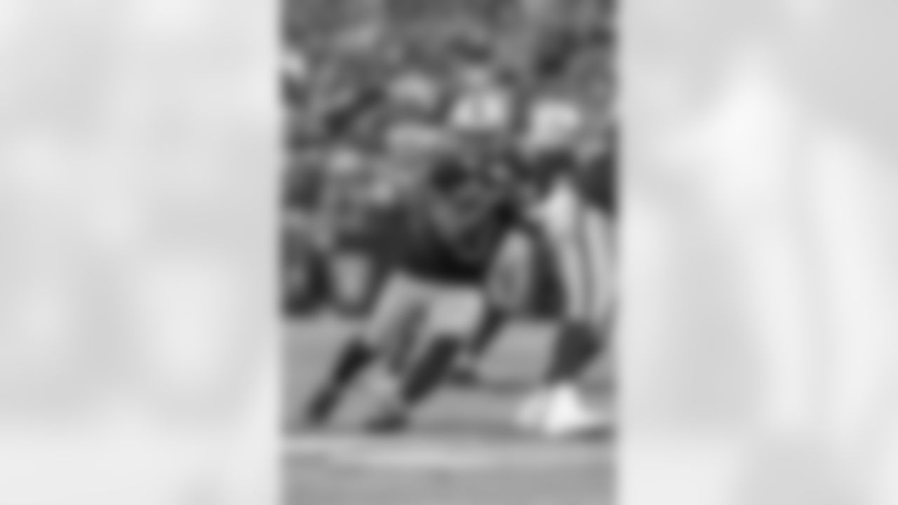 27 - RB Josh Jacobs