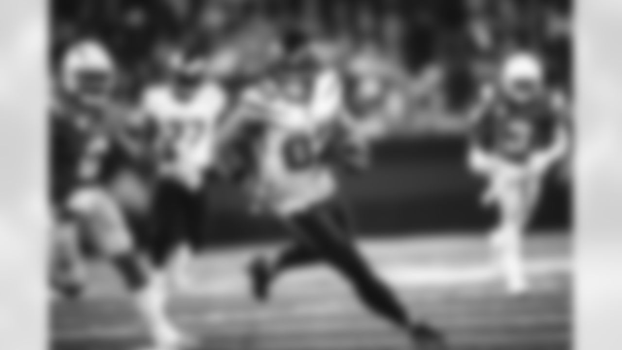 E_JB2_7330