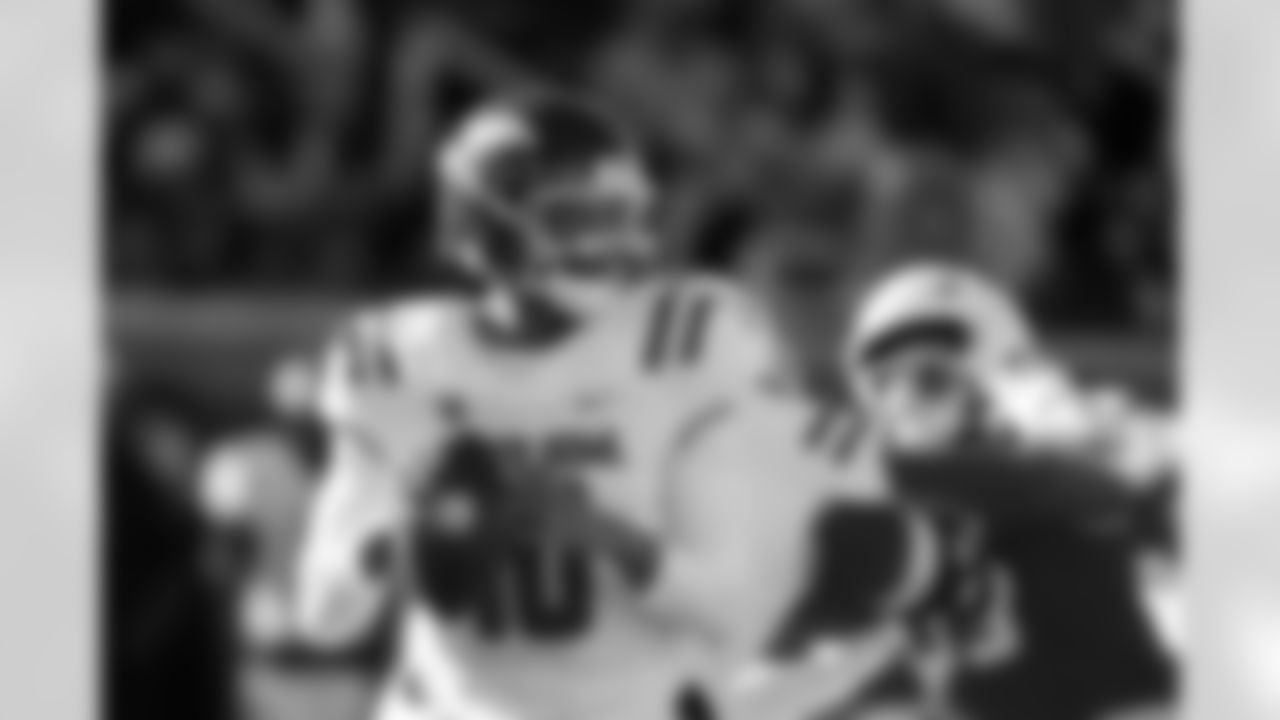 American Team quarterback Taylen Green (10), of Arkansas, throws a pass during the second half of the Senior Bowl NCAA college football game Saturday, Jan. 31, 2026, in Mobile, Ala. (AP Photo/Butch Dill)