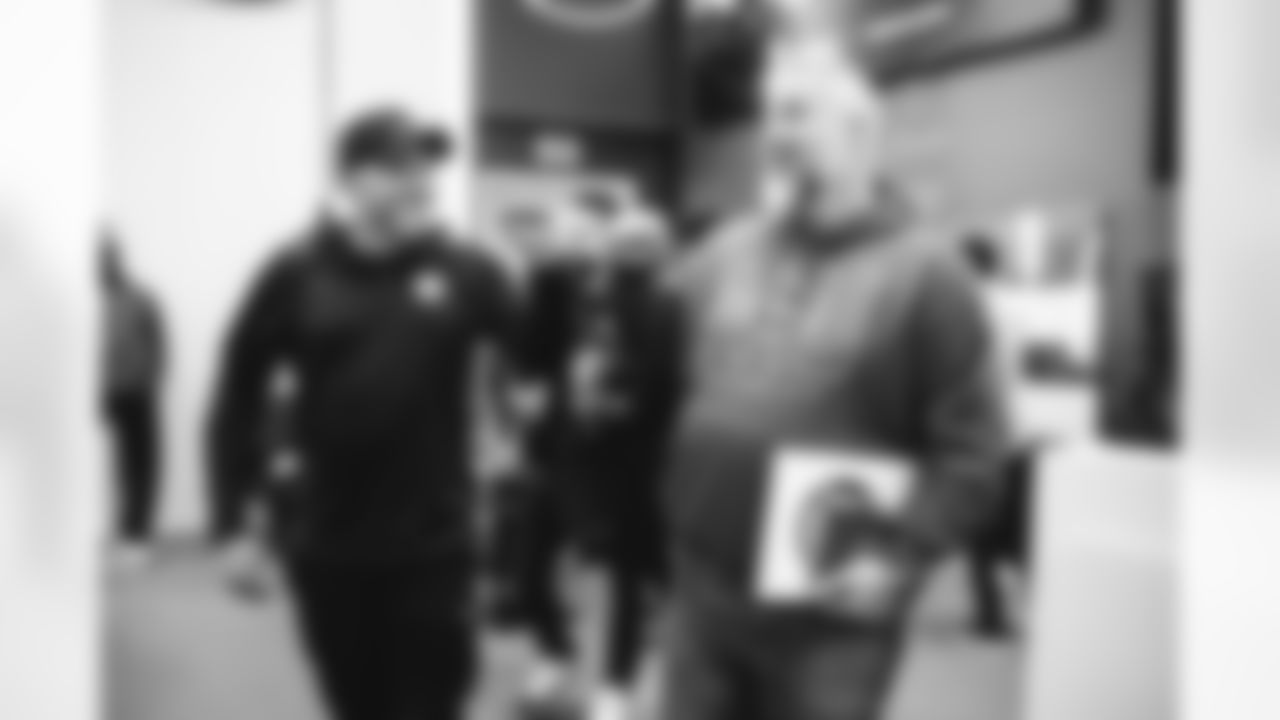 20251108-JETS Soldiers To Sidelines-16