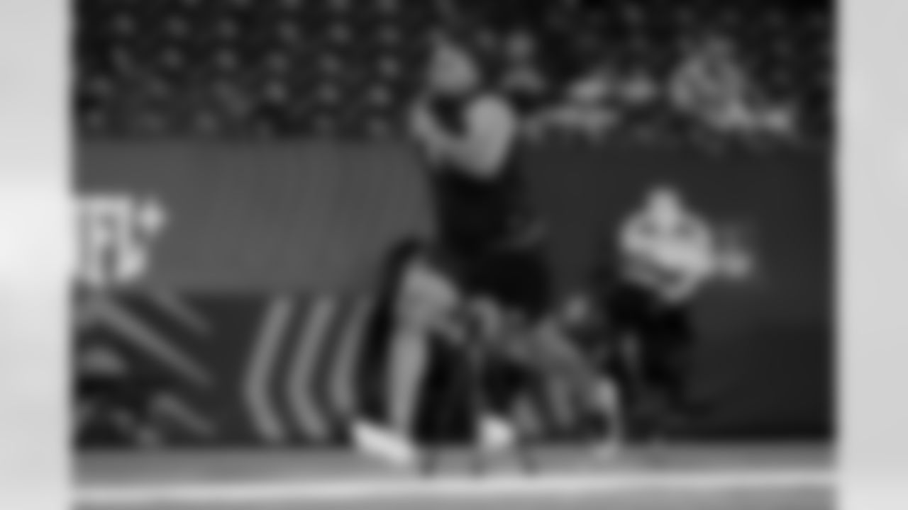 Oklahoma defensive lineman Gracen Halton (13) runs the 40-yard dash during the 2026 NFL Scouting Combine on Thursday, February 26, 2026 in Indianapolis, Indiana. (Cooper Neill/NFL)
