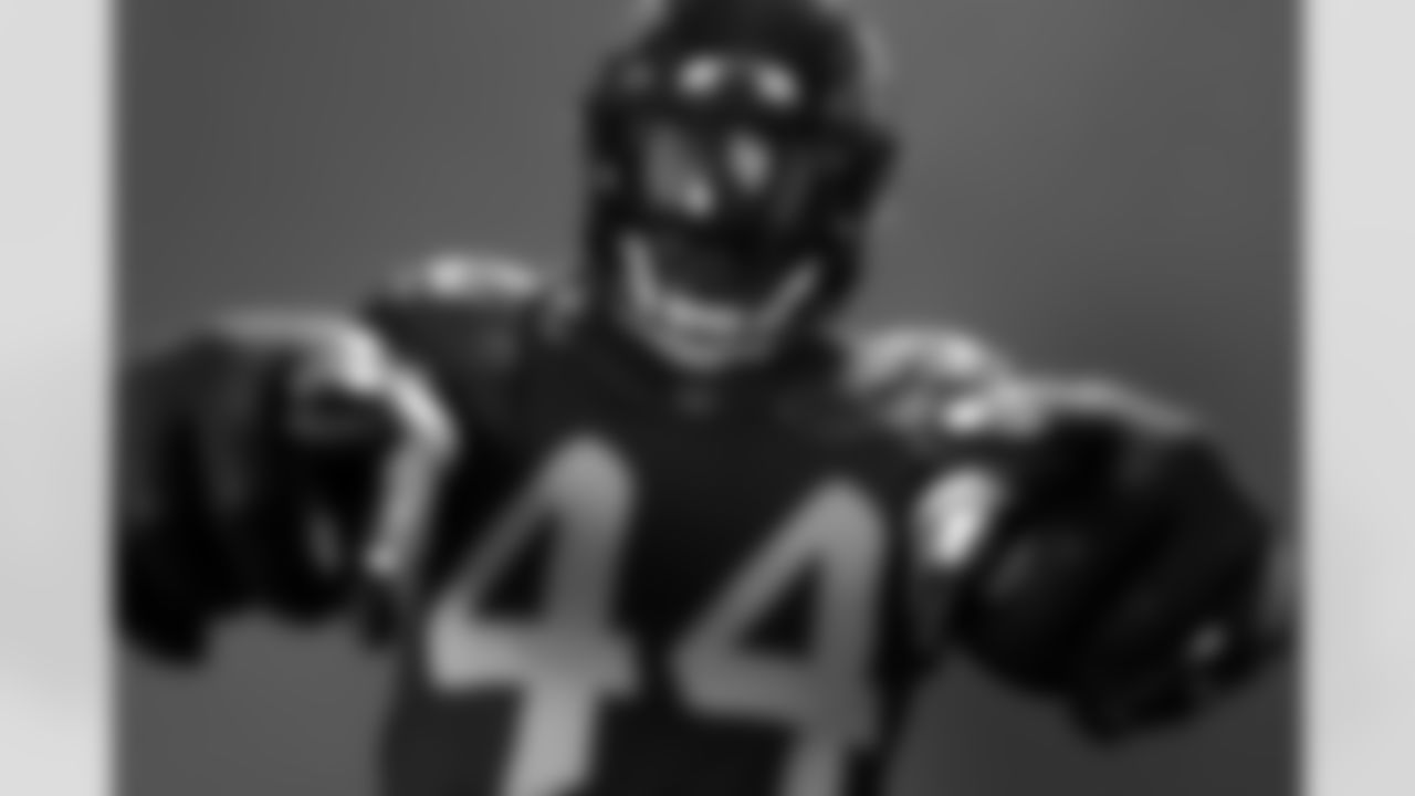 E_20250721-NY-Jets-Rivalry8211