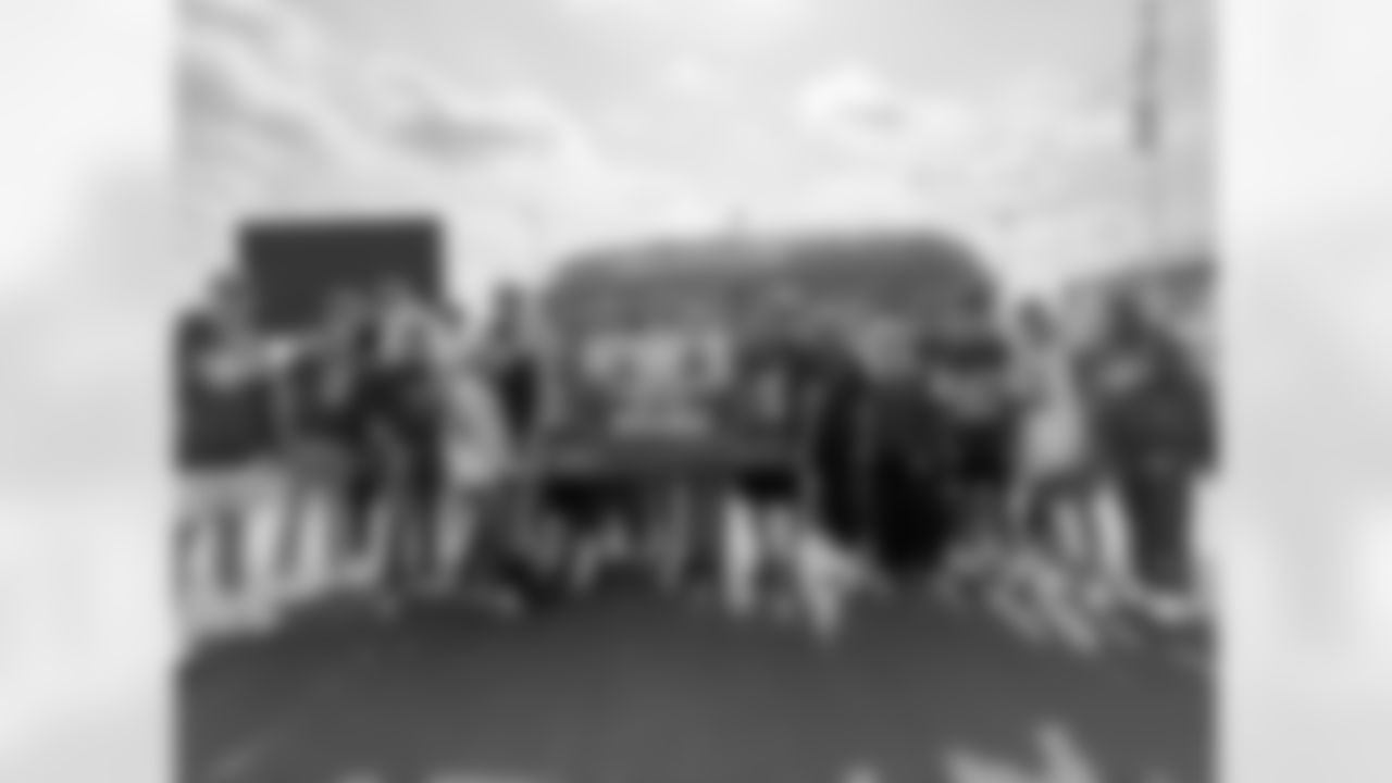 Panthers Game 10/19/25
Acct. Name: Frank Conway
Acct. number: 142009
Tailgater Location: Lot L-11
Section: 203A row 2 seats 1-4 & 203A row 7 seats1-4