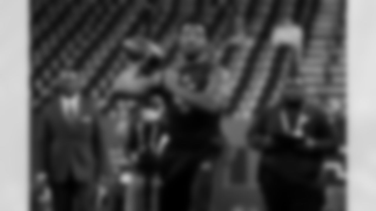 Kansas quarterback Jalon Daniels (06) participates in a drill during the 2026 NFL Scouting Combine on Saturday, February 28, 2026 in Indianapolis, Indiana. (Lauren Leigh Bacho/NFL)