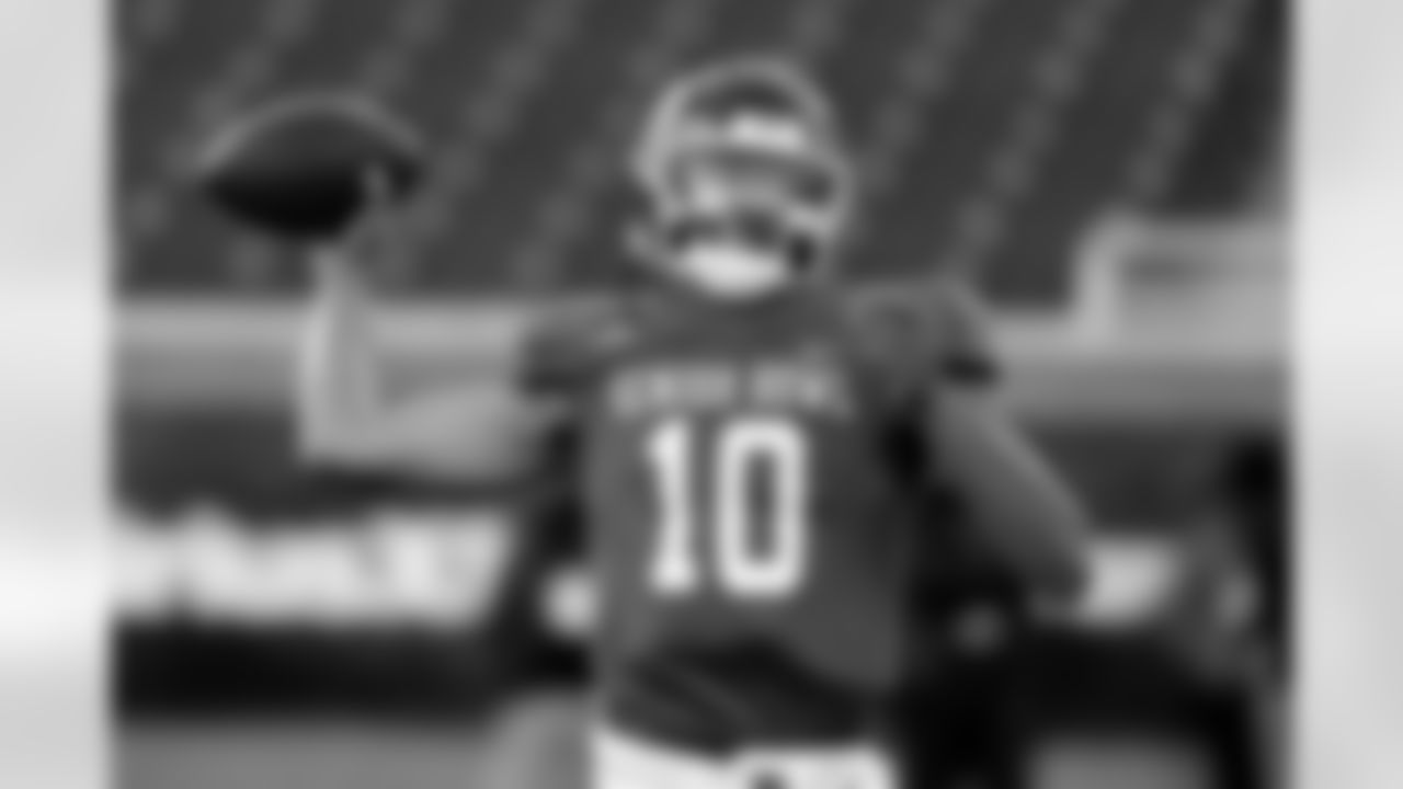 American Team quarterback Taylen Green, of Arkansas, throws a pass during practice for the Senior Bowl NCAA college football game, Wednesday, Jan. 28, 2026, in Mobile, Ala. (AP Photo/Butch Dill)