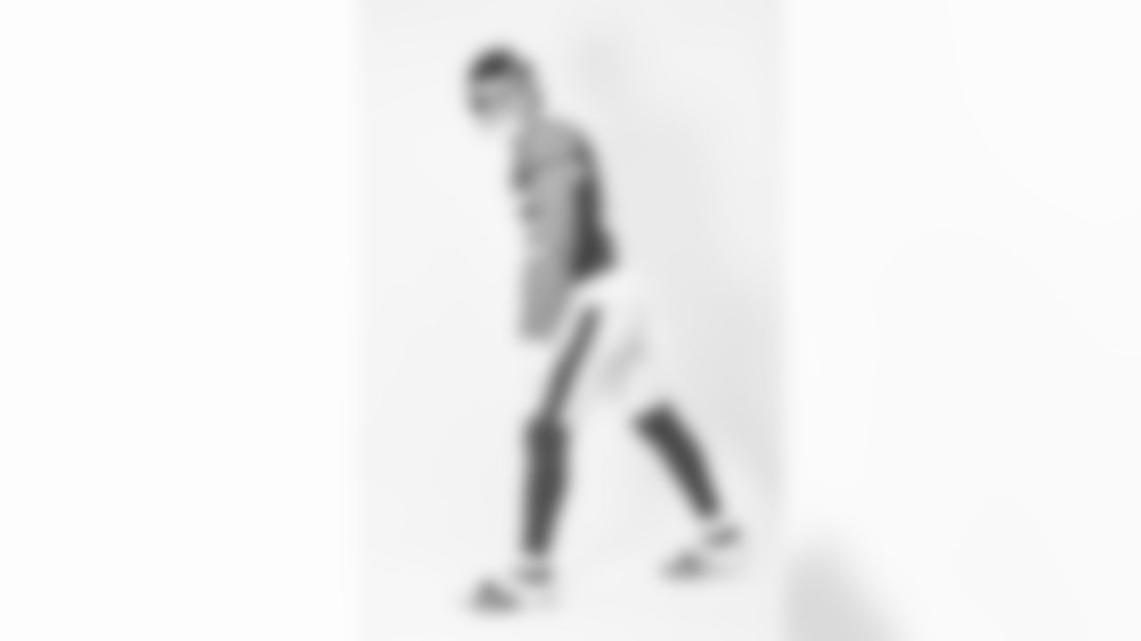 New York Jets tight end Mason Taylor (85) poses for a portrait during the NFLPA Rookie Premiere on Saturday, May 17, 2025 in Thousand Oaks, Calif. (Ben Liebenberg/NFL)