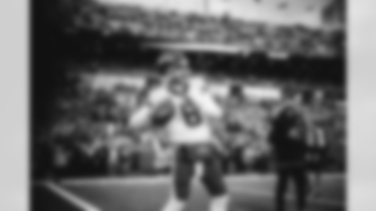 E_JB3_3153