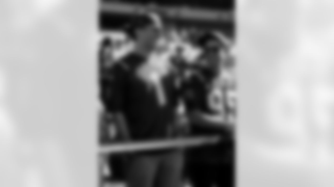 NFL_NYJ_DAL_CELEBS_INFLUENCERS_20251005_PHOTO_MICHAEL_MOONEY_THEMOONEYSHOT-31