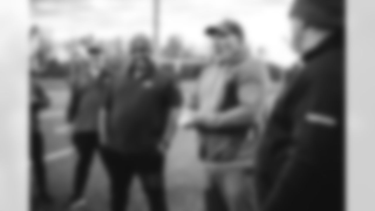 20251108-JETS Soldiers To Sidelines-139