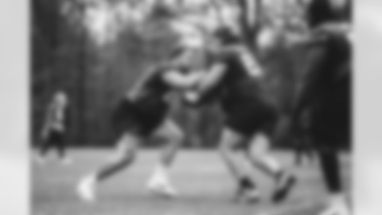 OL Jake Hanson & C Joe Tippmann