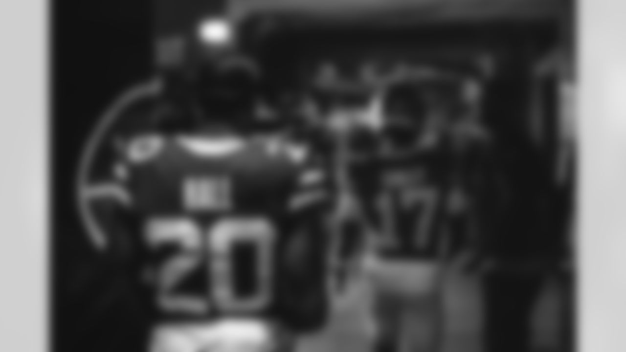 Week 9
Bye Week