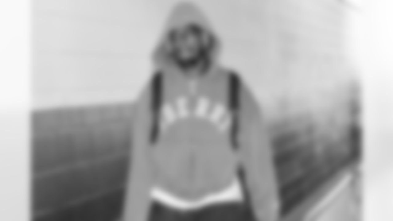 E_38595855_Michael_DeMocker_20251221_153151_1