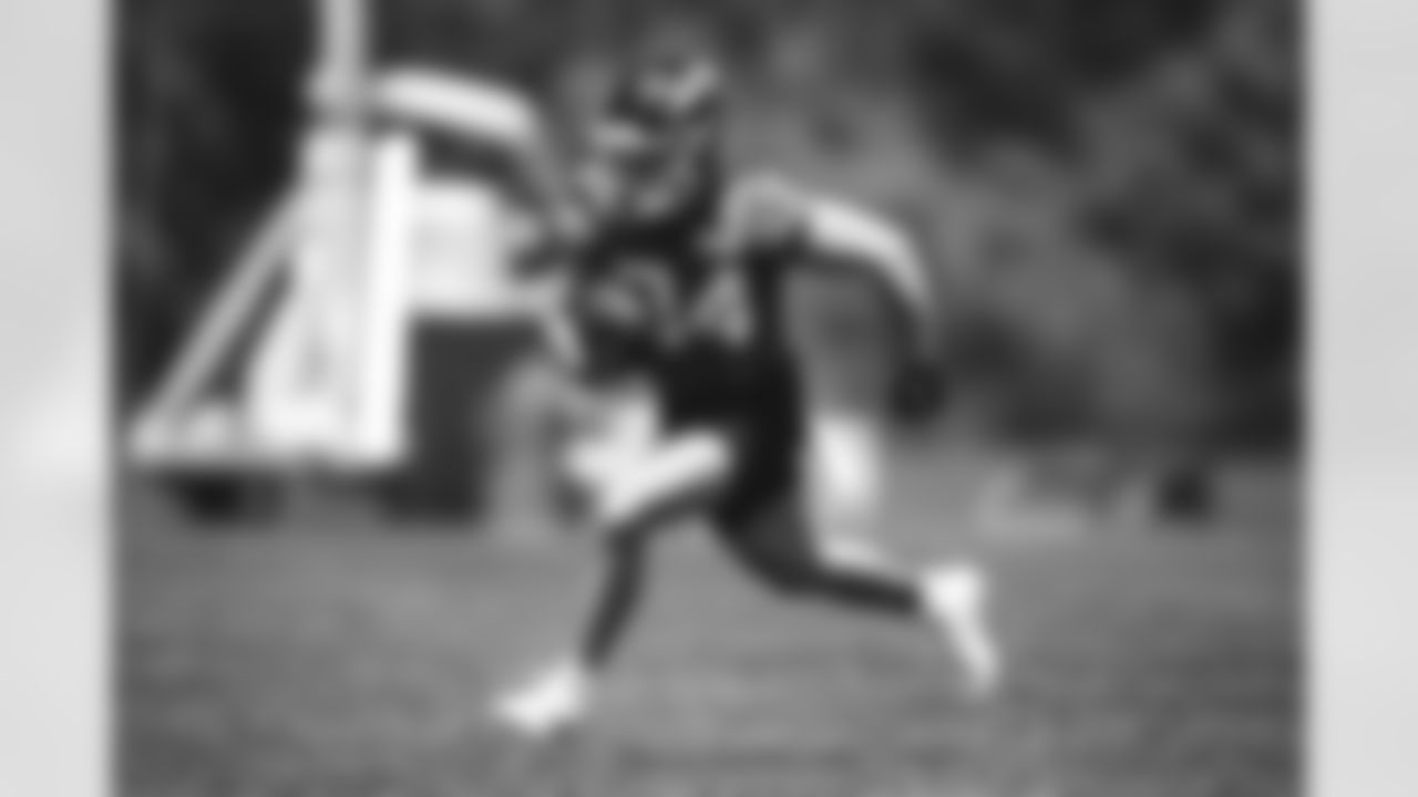 E_JB1_7916