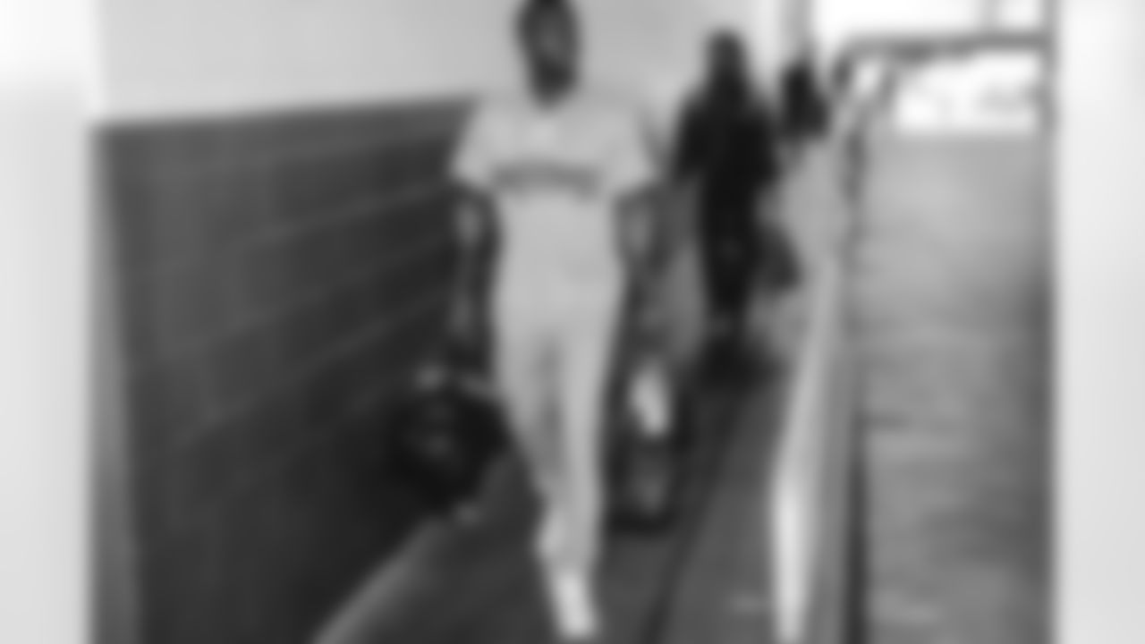 E_38595850_Michael_DeMocker_20251221_153150