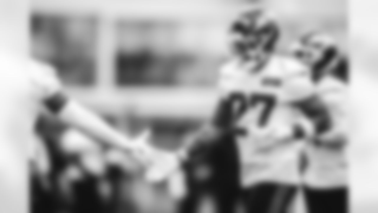 DB Malachi Moore - 27