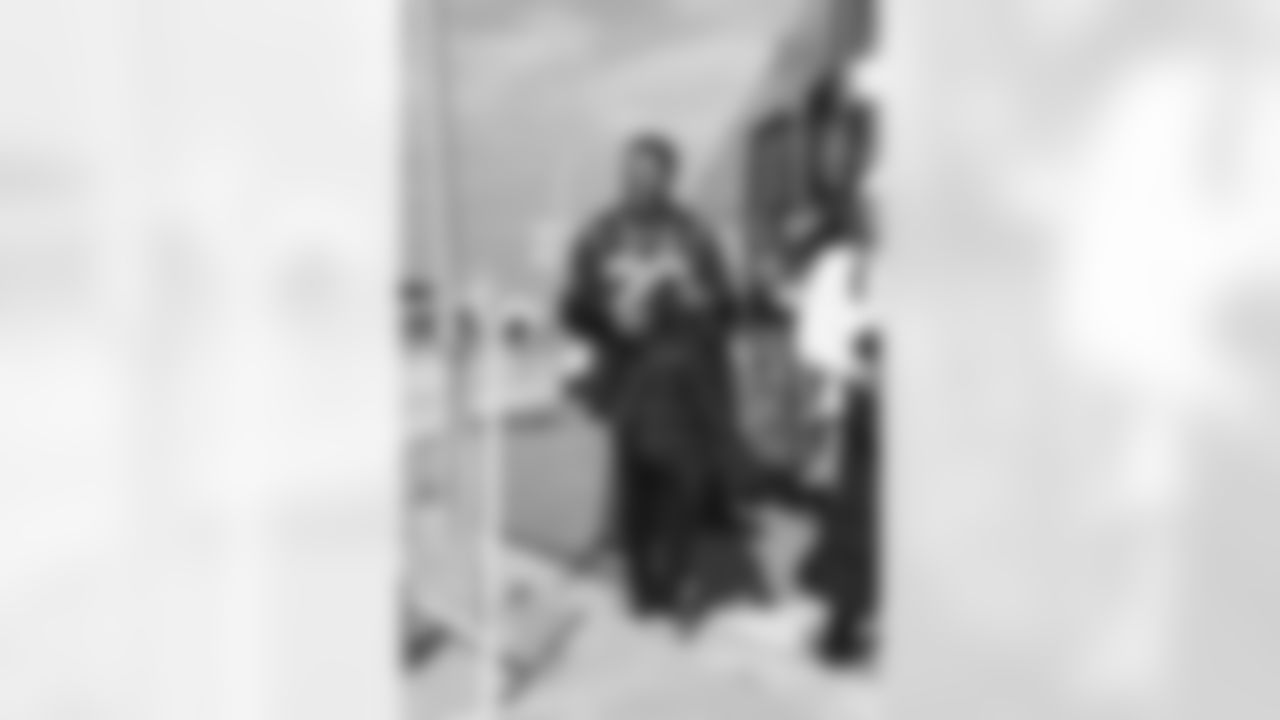 20251208-JETS VS Dolphins Full Take-8