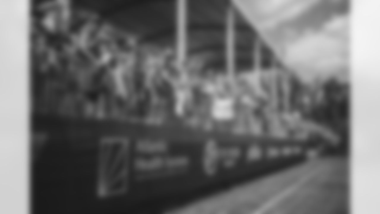 E_JB3_1232