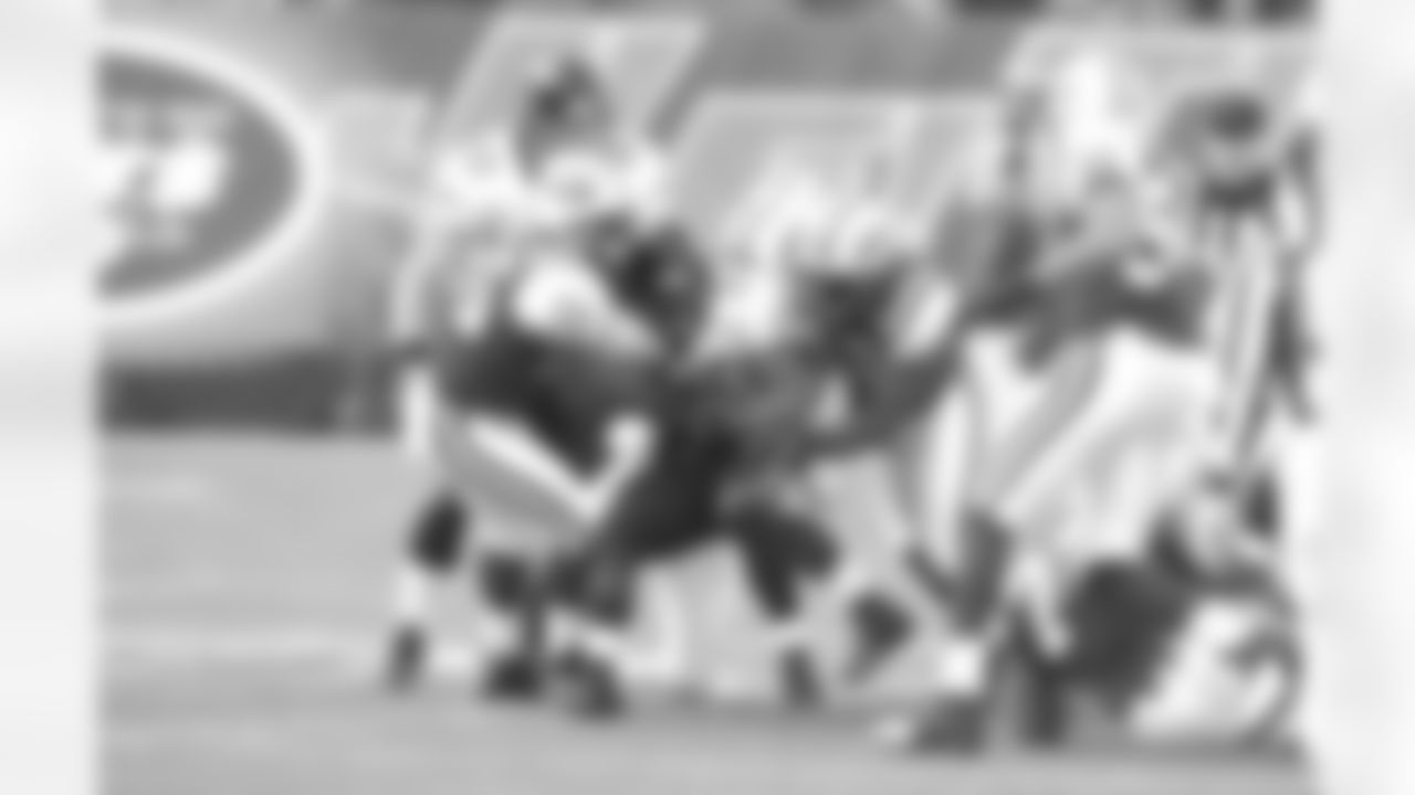 DefenseGangTackleIII