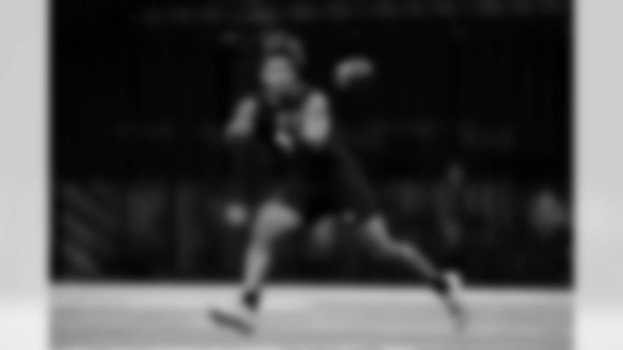 Texas A&M defensive lineman Cashius Howell (41) participates in a drill during the 2026 NFL Scouting Combine on Thursday, February 26, 2026 in Indianapolis, Indiana. (Cooper Neill/NFL)