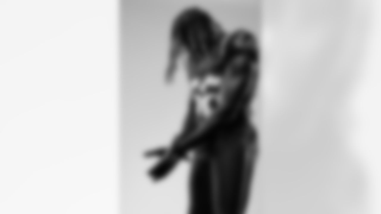 E_20250721-NY-Jets-Rivalry-White-8667