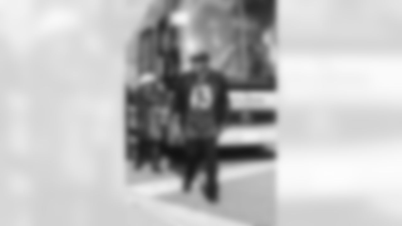 20251208-JETS VS Dolphins Full Take-12