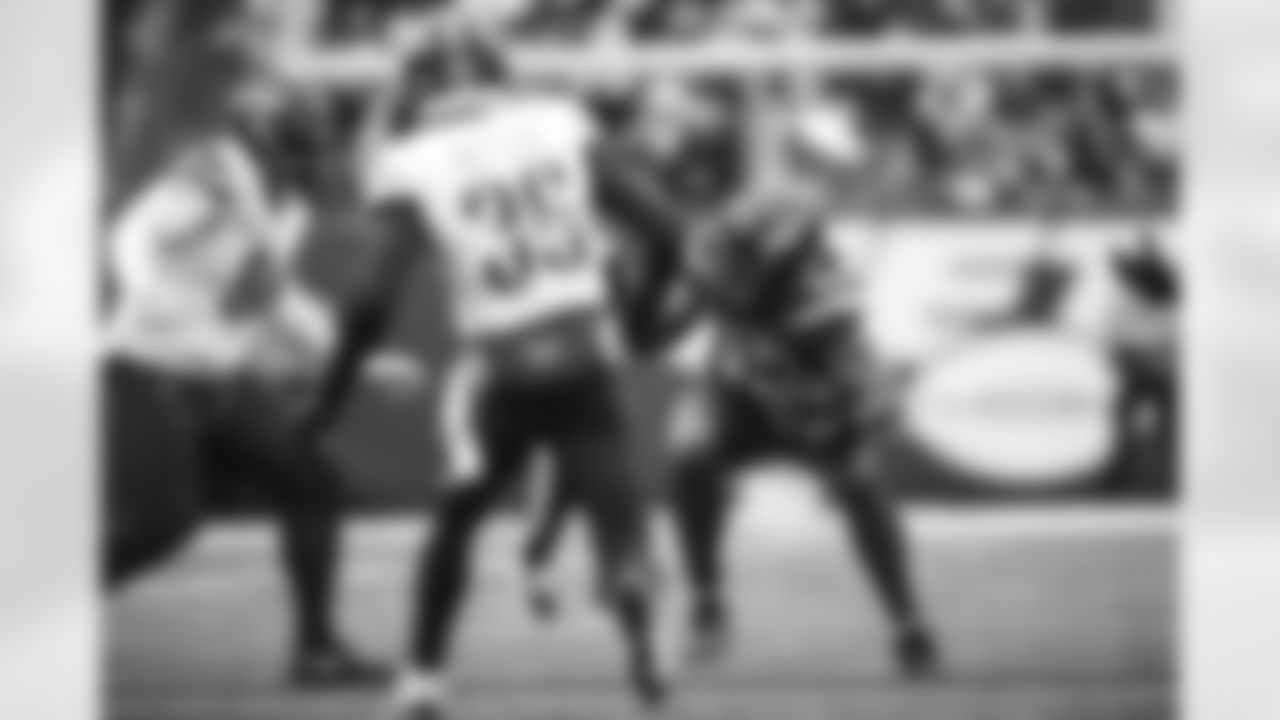 E_JB3_0949