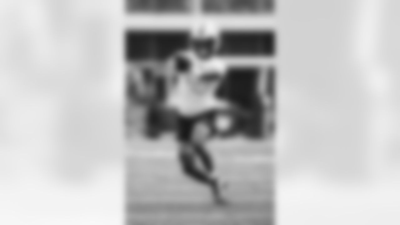 E_ED3_6886