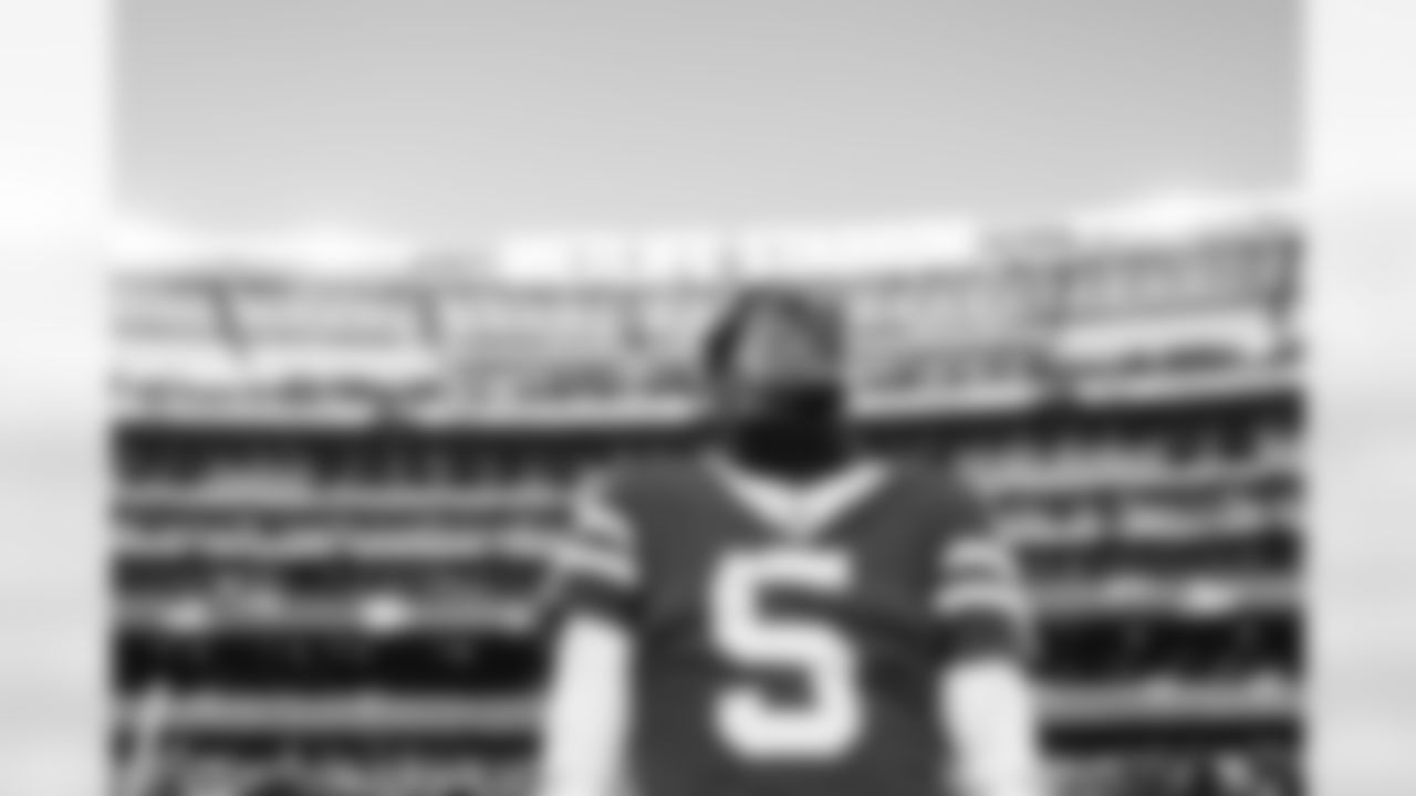 WR Garrett Wilson - 5