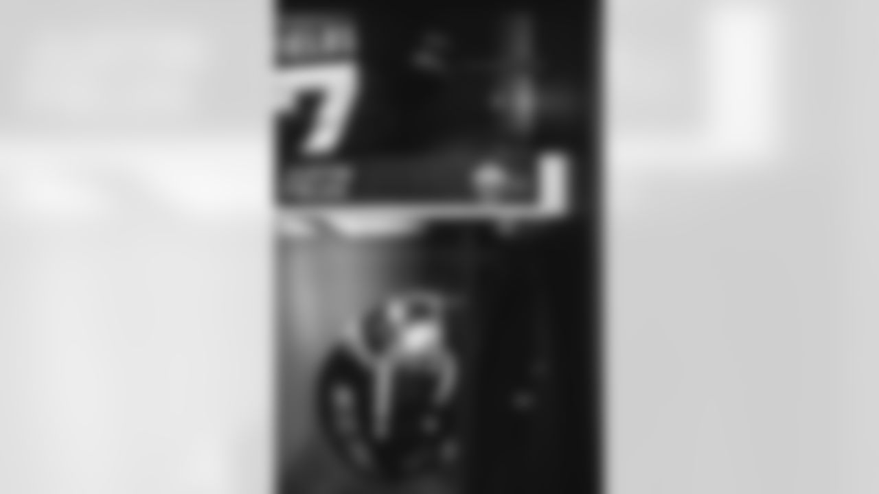 E_SS1_L1976