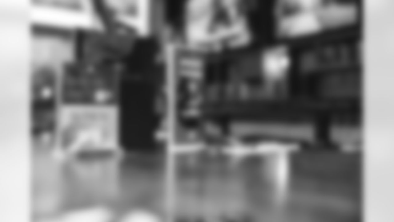 E_ED4_5703