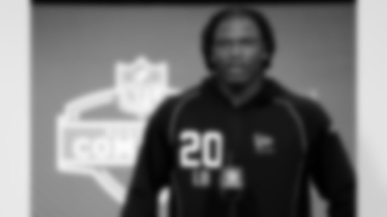 Ohio State linebacker Arvell Reese (20) speaks during a press conference at the 2026 NFL Scouting Combine on Wednesday, February 25, 2026 in Indianapolis, Indiana. (Lauren Leigh Bacho/NFL)