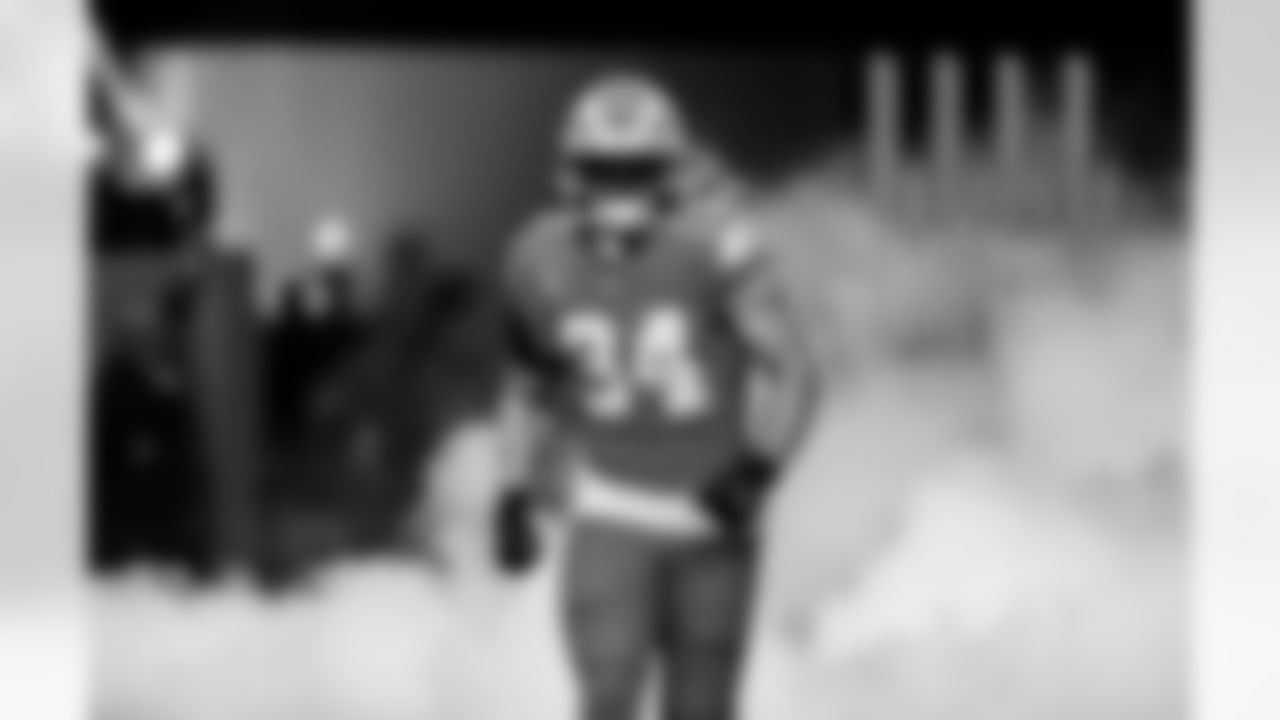 Detroit Lions linebacker Alex Anzalone (34) before an NFL football game against the Cleveland Browns on Sunday, Sept. 28, 2025 in Detroit. (Jeff Nguyen/Detroit Lions via AP)