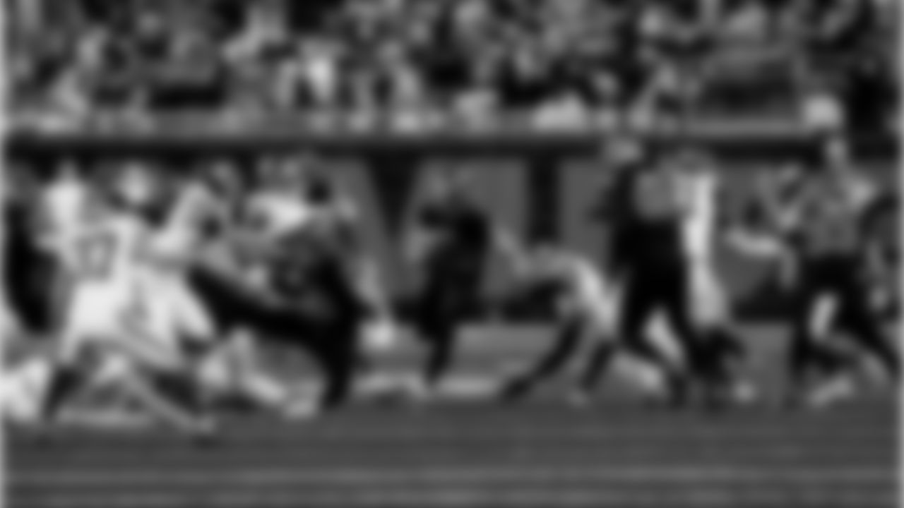 Detroit Lions tight end Andrew Firkser (86), Detroit Lions running back Jacob Saylors (25), and Detroit Lions defensive lineman Tyrus Wheat (99) during an NFL football game against the New York Giants on Sunday, Nov. 23, 2025 in Detroit. (Jeff Nguyen/Detroit Lions via AP)