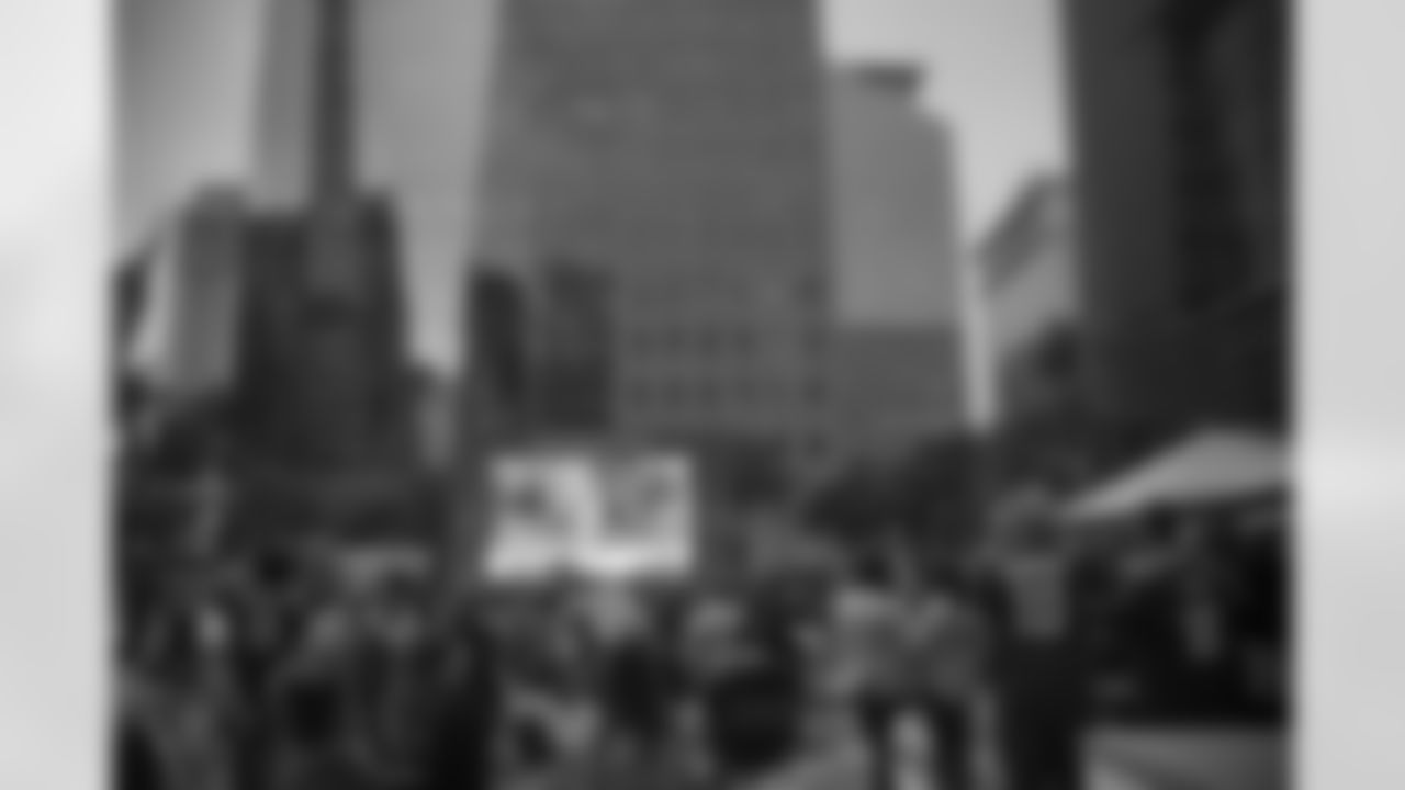 Fans attend a Thanksgiving game watch party on Thursday, Nov. 27, 2025 in São Paulo, Brasil. (Gabriel Alacette/Detroit Lions via AP)