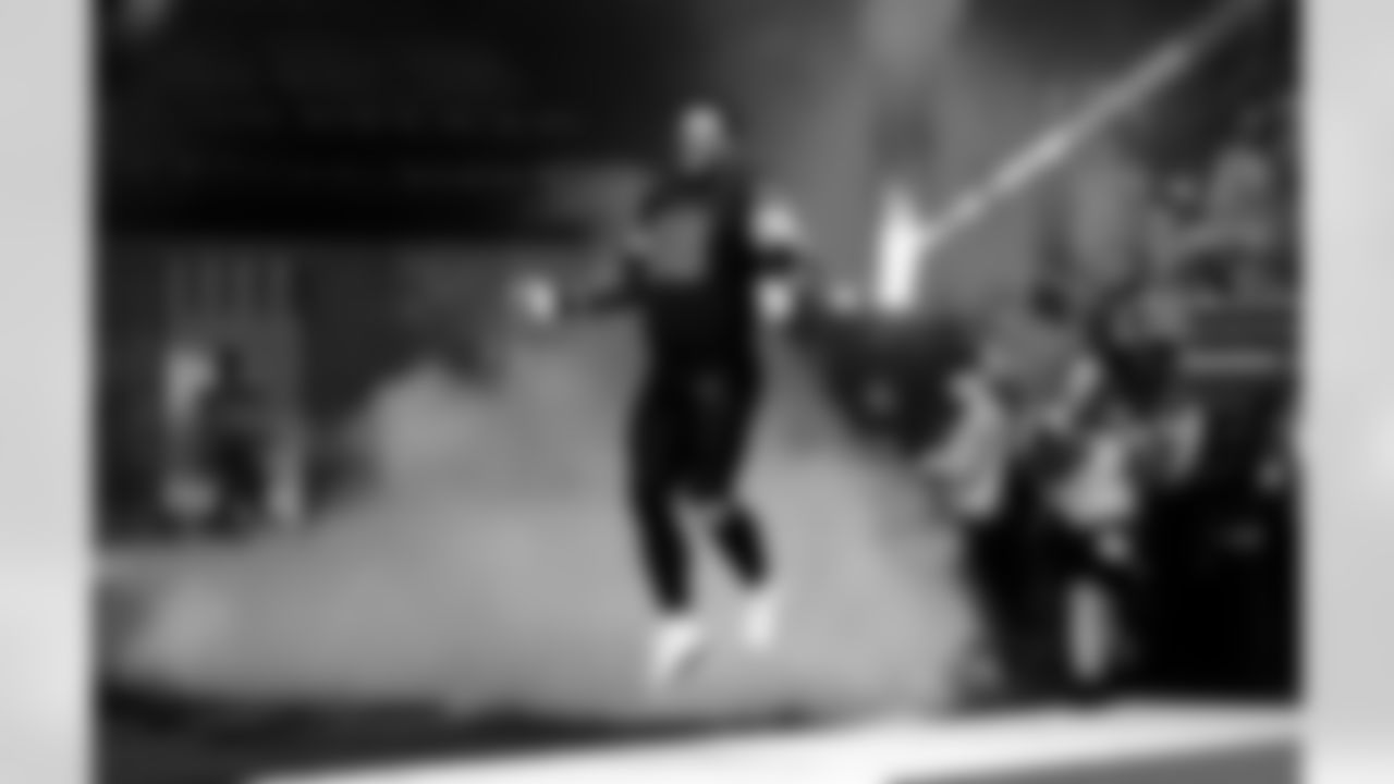 Detroit Lions tackle Taylor Decker (68) before to an NFL football game against the New York Giants on Sunday, Nov. 23, 2025 in Detroit. (Jeff Nguyen/Detroit Lions via AP)