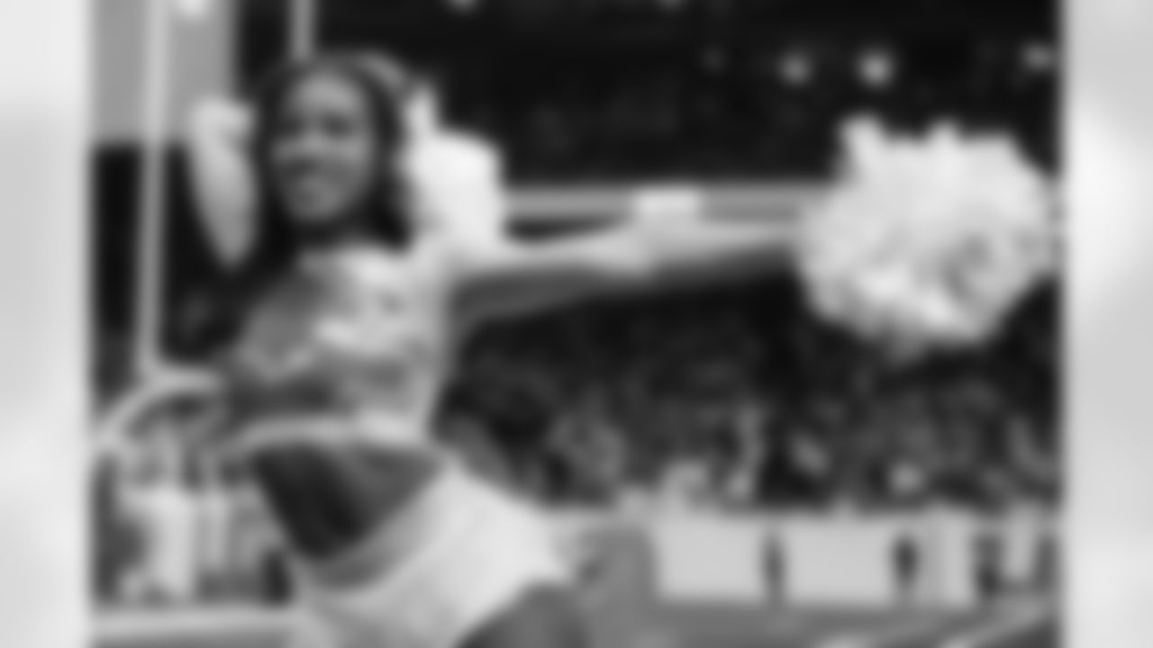 Detroit Lions Cheerleaders perform during an NFL football game against the Dallas Cowboys on Thursday, Dec. 4, 2025 in Detroit. (Mike Ferdinande/Detroit Lions)