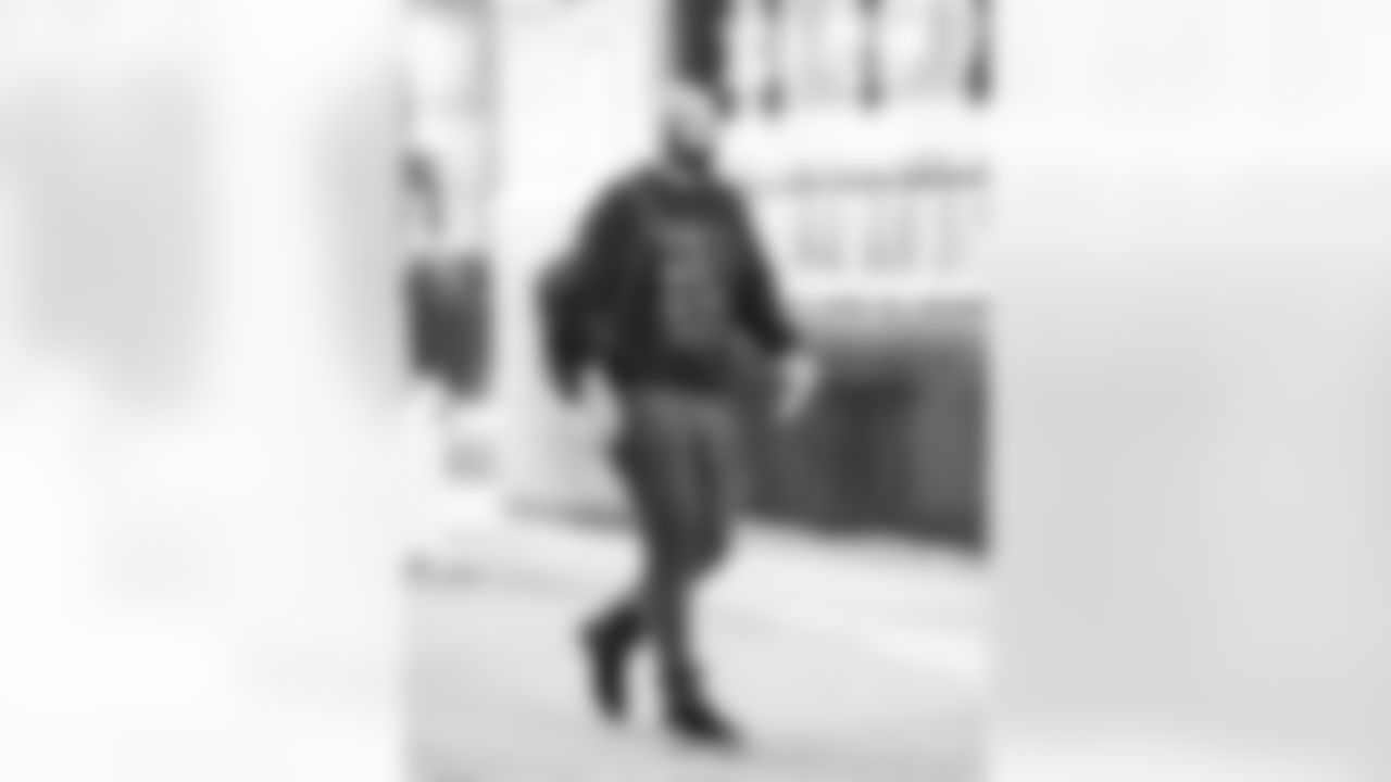 Detroit Lions tackle Dan Skipper (70) arrives to an NFL football game against the New York Giants on Sunday, Nov. 23, 2025 in Detroit. (Jeff Nguyen/Detroit Lions via AP)